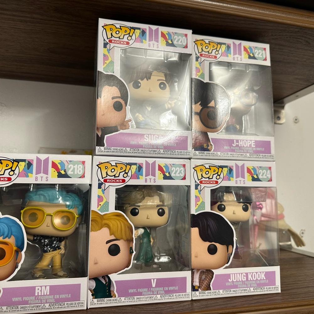 Funko Pop! BTS Rocks 5 Figures Set